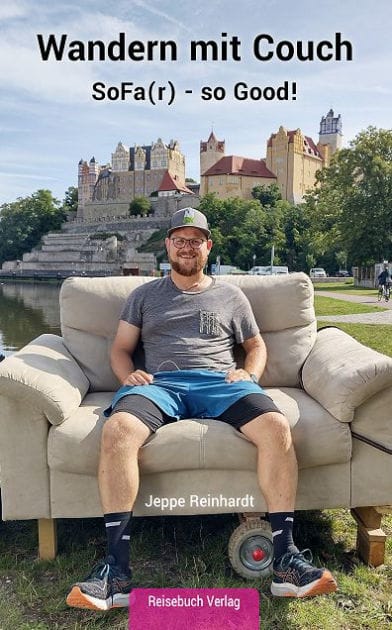 Wandern mit Couch: SoFa(r)-so Good!